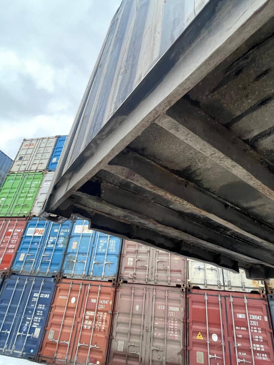 Морской контейнер AMFU3204969